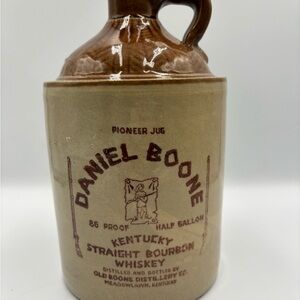 Vintage 1/2 Gallon Daniel Boone Kentucky Straight Bourbon Whiskey Jug 168-1973 